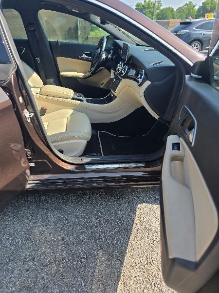 Mercedes-Benz CLA-Class CLA250 2015
