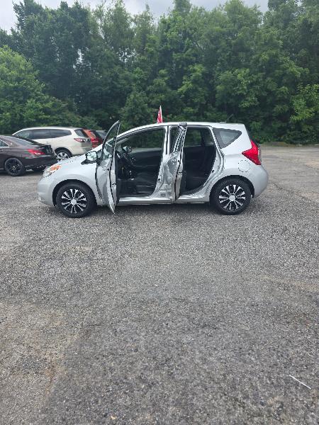 Nissan Versa Note S 2016