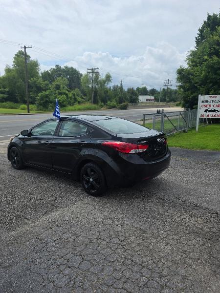 Hyundai Elantra Limited 2011