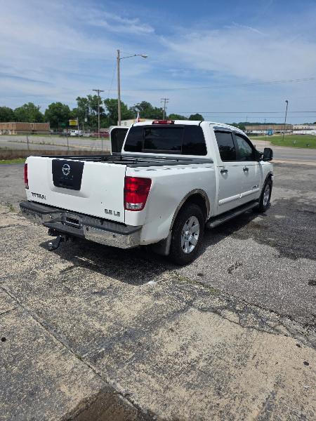 Nissan Titan LE Crew Cab 2WD 2006