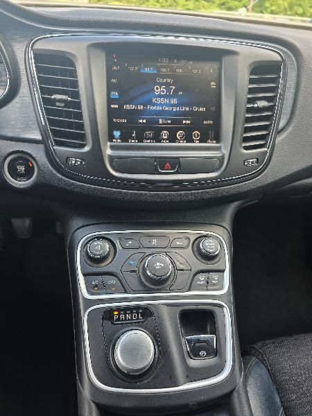 Chrysler 200 S 2015