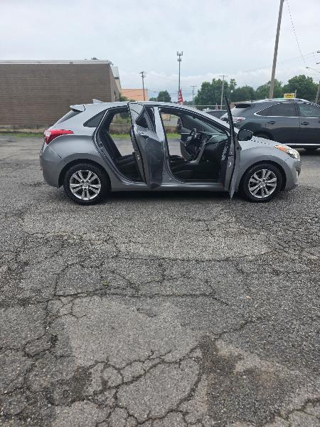Hyundai Elantra GT A/T 2013