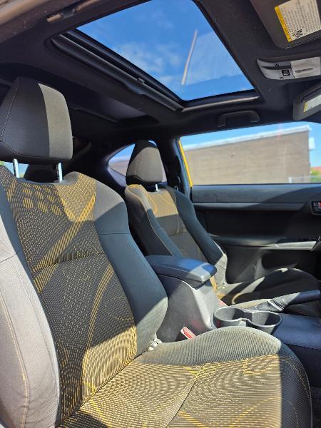 Scion tC 2dr HB Auto Release Series 7.0 (Natl) 2012