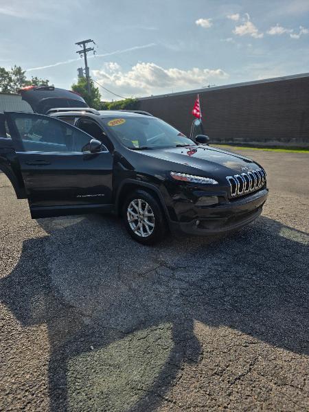 Jeep Cherokee Latitude FWD 2015