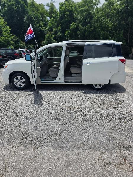 Nissan Quest S 2016