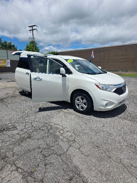 Nissan Quest S 2016