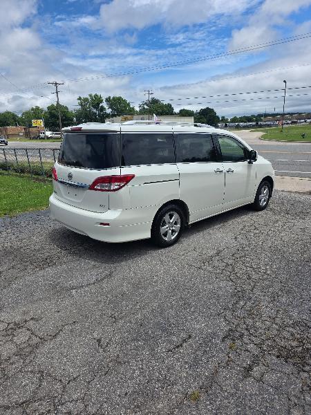 Nissan Quest S 2016