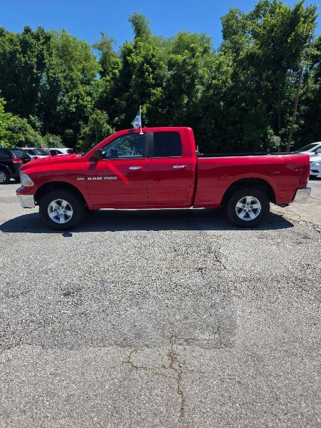RAM 1500 SLT Quad Cab 4WD 2011