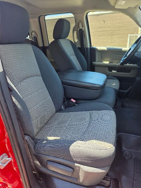 RAM 1500 SLT Quad Cab 4WD 2011