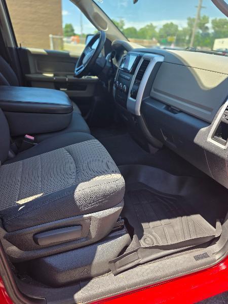 RAM 1500 SLT Quad Cab 4WD 2011