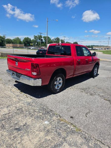RAM 1500 SLT Quad Cab 4WD 2011
