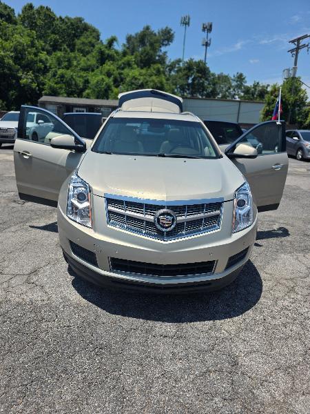 Cadillac SRX Luxury Collection 2011