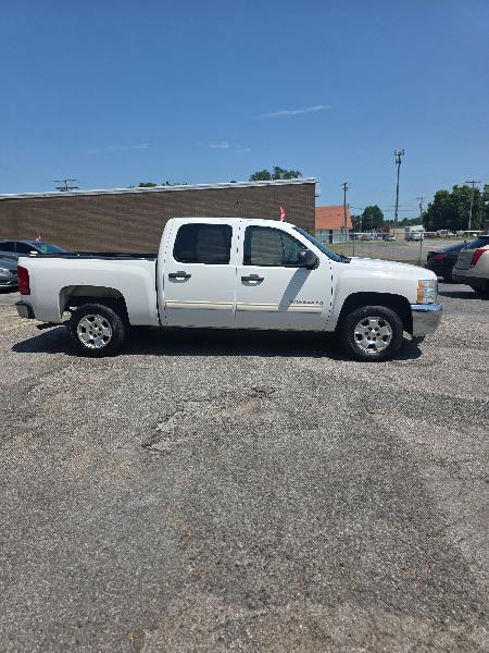 Chevrolet Silverado 1500 LT Crew Cab 2WD 2013