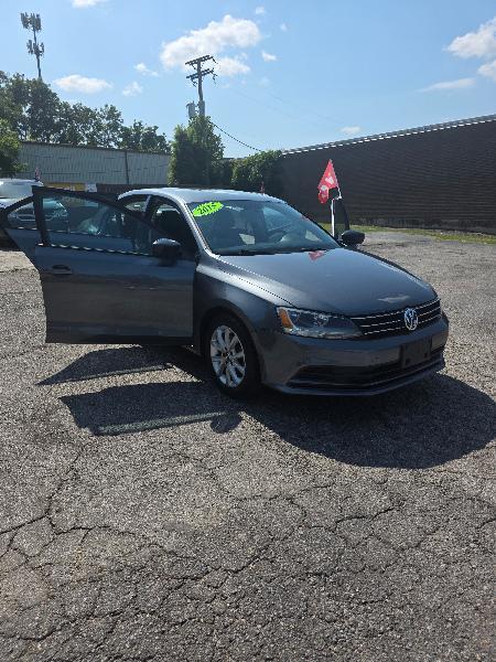 Volkswagen Jetta SE 6A 2015