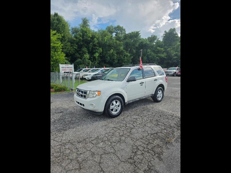 Ford Escape XLT FWD 2011