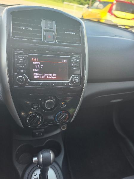 Nissan Versa 1.6 S 5M 2018