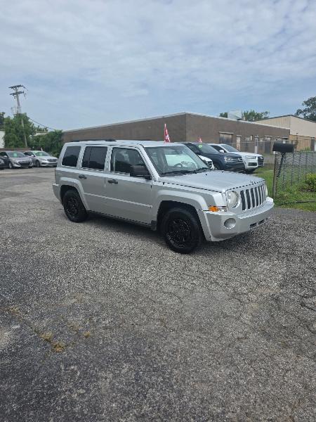 Jeep Patriot Sport 2WD 2008