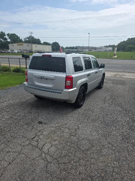 Jeep Patriot Sport 2WD 2008
