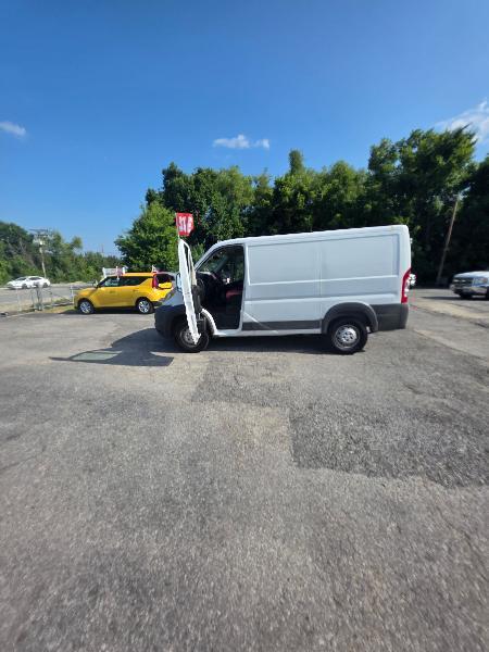 RAM Promaster 1500 Low Roof Tradesman 118-in. WB 2017