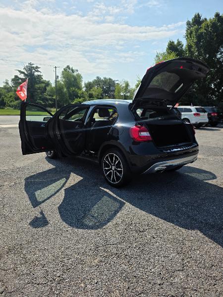 Mercedes-Benz GLA-Class GLA250 2016