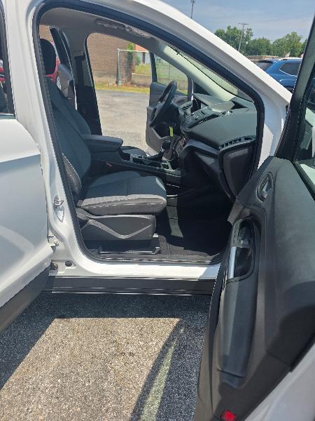 Ford Escape SE FWD 2017