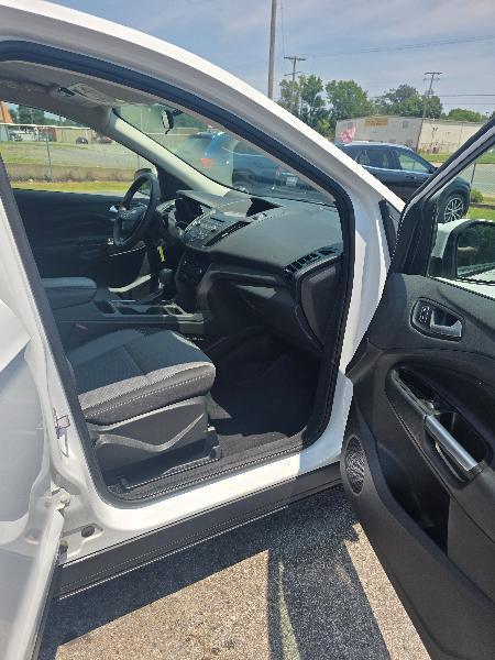 Ford Escape SE FWD 2017