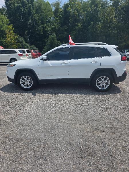 Jeep Cherokee Latitude 4WD 2016