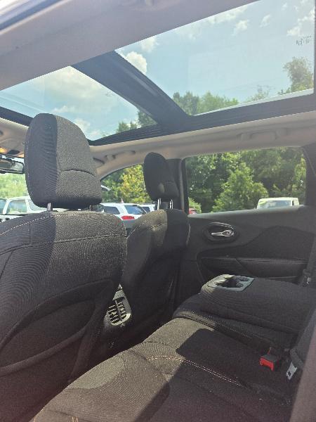 Jeep Cherokee Latitude 4WD 2016