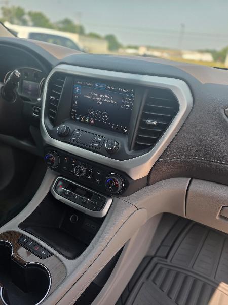 GMC Acadia SLE 2020