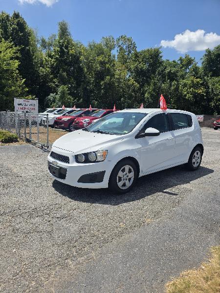 Chevrolet Sonic LS Auto 5-Door 2016