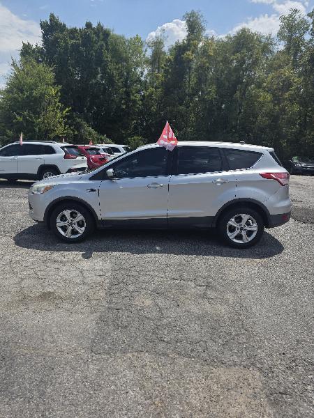 Ford Escape SE FWD 2016