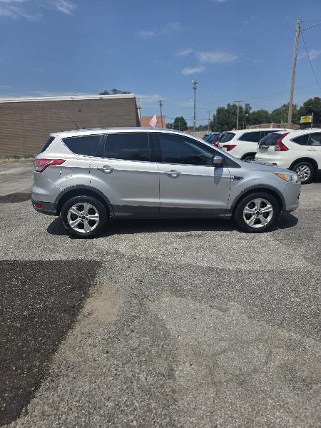 Ford Escape SE FWD 2016