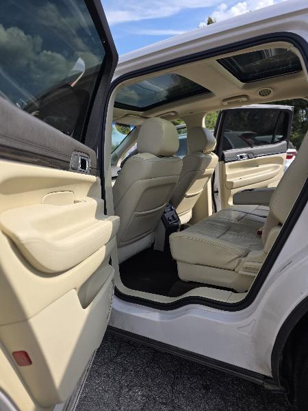 Lincoln MKT 3.5L with EcoBoost AWD 2016