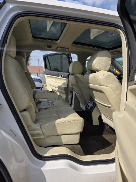 Lincoln MKT 3.5L with EcoBoost AWD 2016