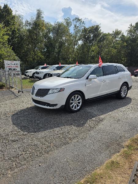 Lincoln MKT 3.5L with EcoBoost AWD 2016