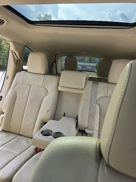 Lincoln MKT 3.5L with EcoBoost AWD 2016