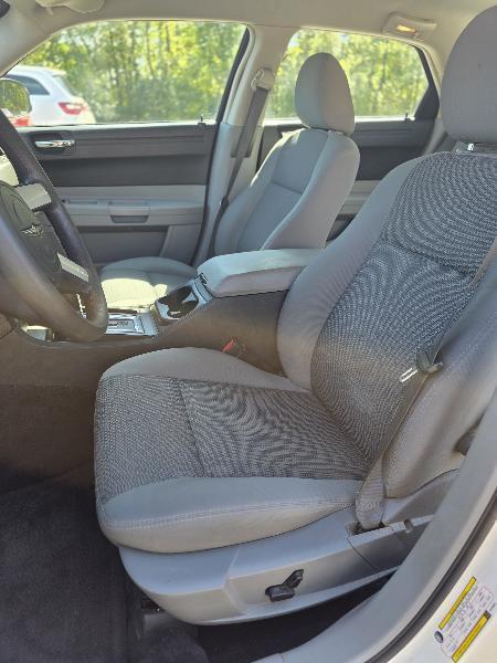 Chrysler 300 Base 2006