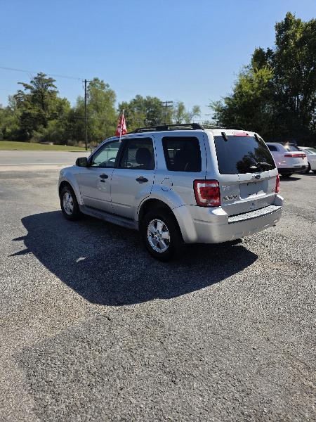 Ford Escape XLT FWD 2012