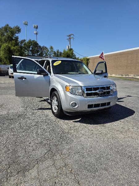 Ford Escape XLT FWD 2012