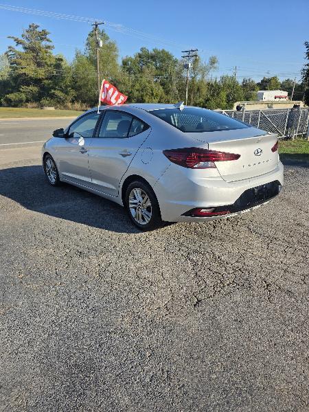Hyundai Elantra Limited 2019