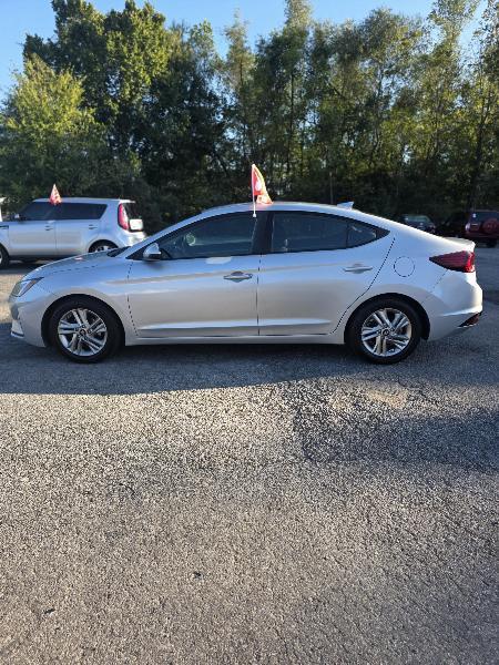 Hyundai Elantra Limited 2019