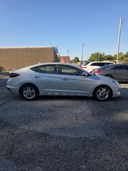 Hyundai Elantra Limited 2019
