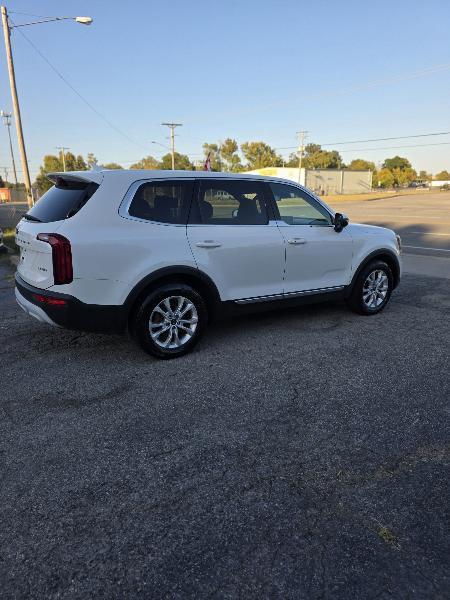 Kia Telluride LX 2020