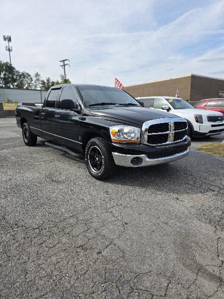 Dodge Ram 1500 ST Quad Cab Long Bed 2WD 2006
