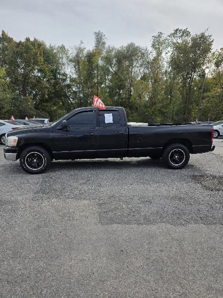 Dodge Ram 1500 ST Quad Cab Long Bed 2WD 2006