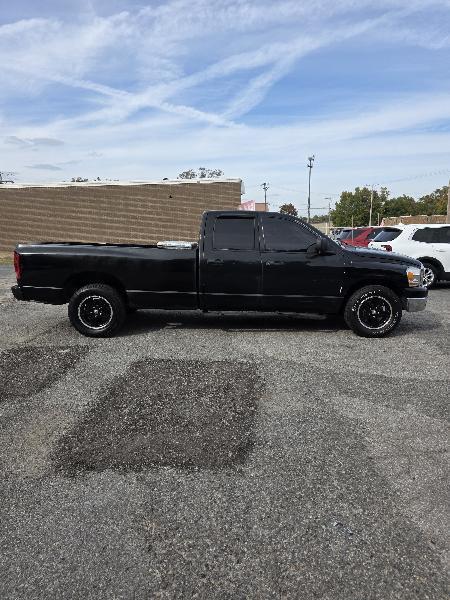 Dodge Ram 1500 ST Quad Cab Long Bed 2WD 2006
