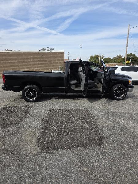 Dodge Ram 1500 ST Quad Cab Long Bed 2WD 2006