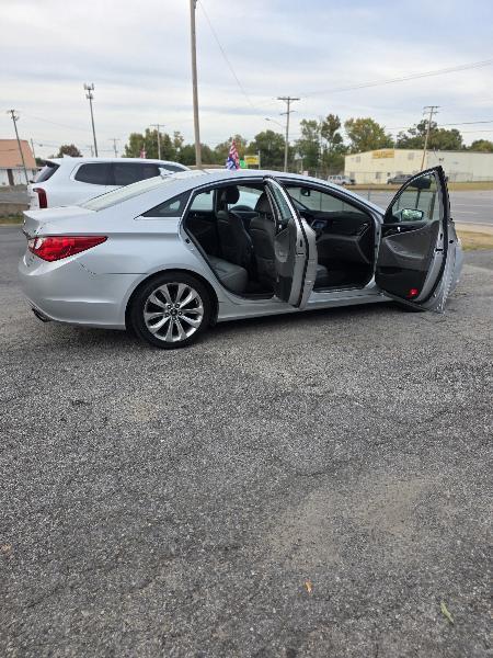 Hyundai Sonata Limited Auto 2011