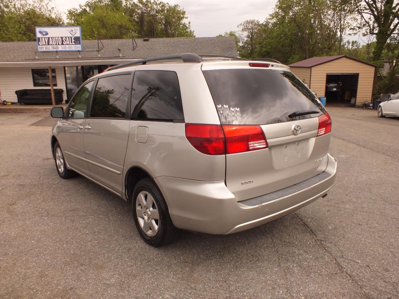 Toyota Sienna 5dr CE FWD 7-Passenger (Natl) 2004