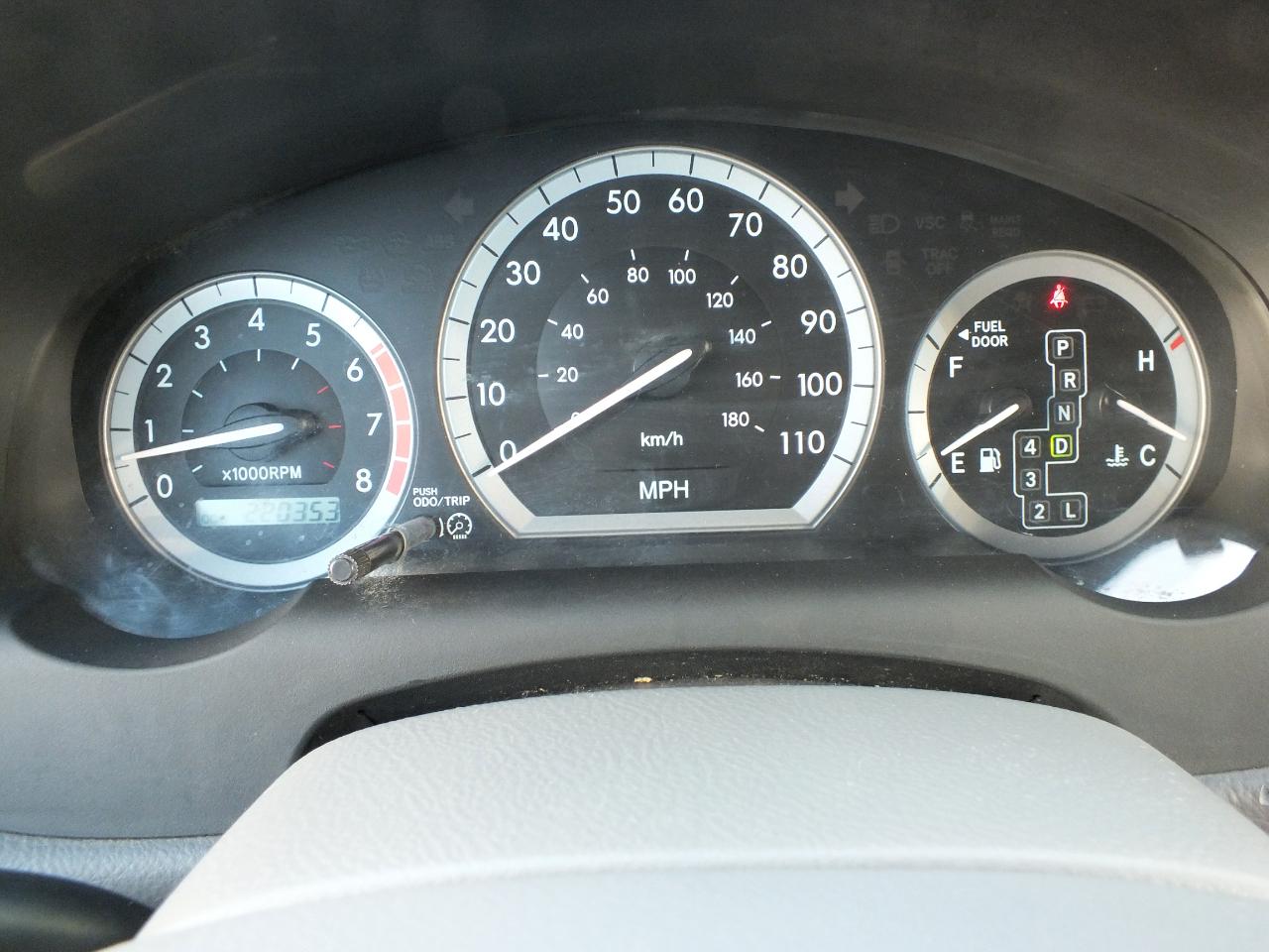 Toyota Sienna 5dr CE FWD 7-Passenger (Natl) 2004